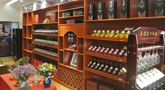 現(xiàn)在開(kāi)個(gè)紅酒加盟店賺錢(qián)嗎